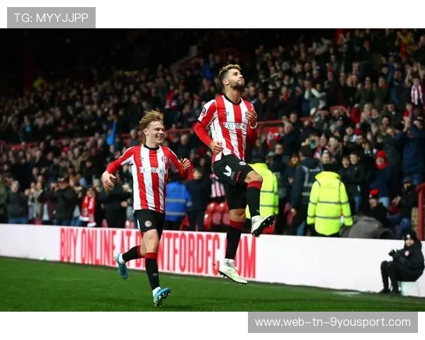 曼城主场控球压制布伦特福德